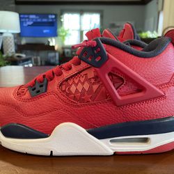 Air Jordan 4, Size 5Y Or 7 In Women’s 