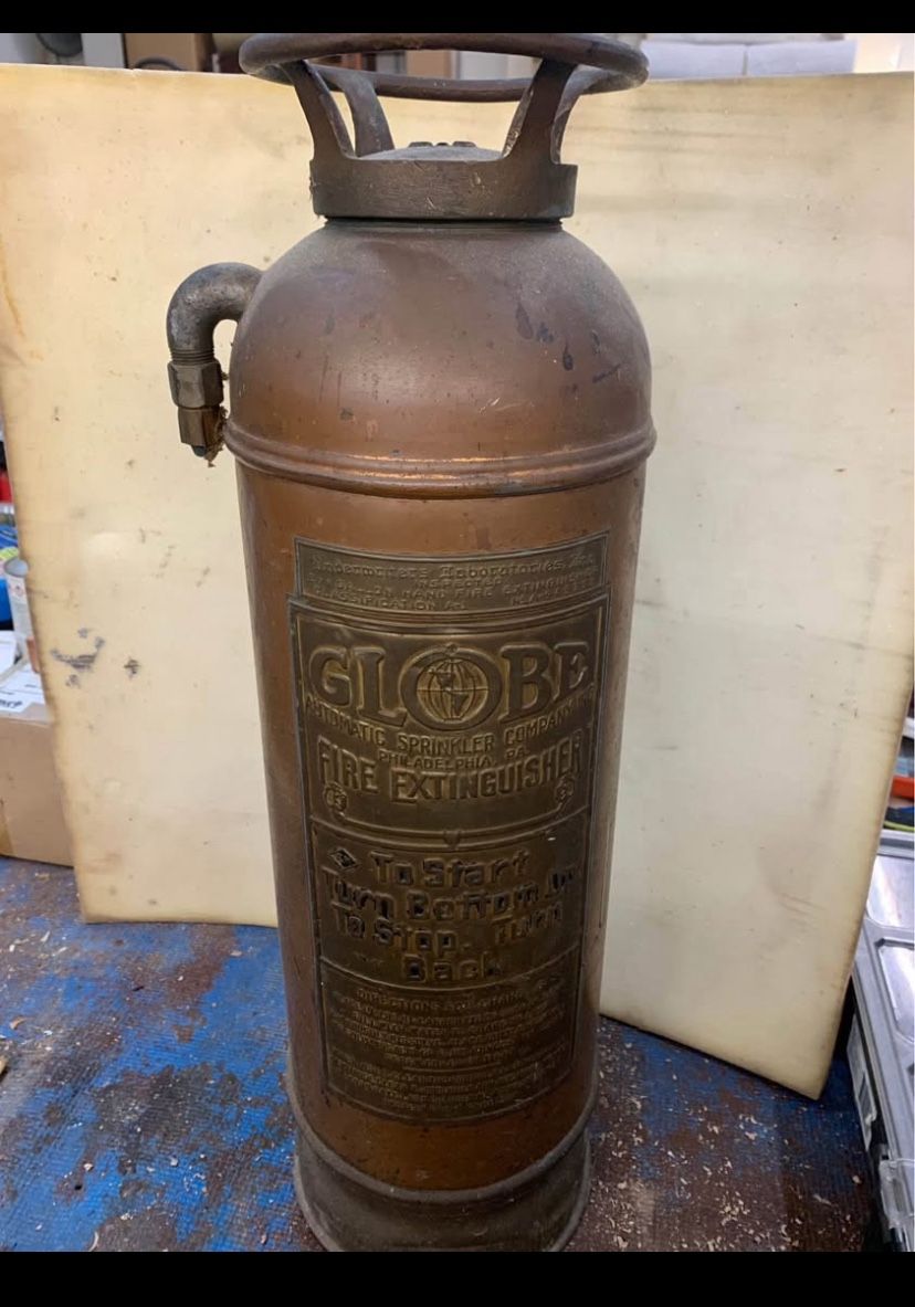 Globe (non functional) Fire Extinguisher