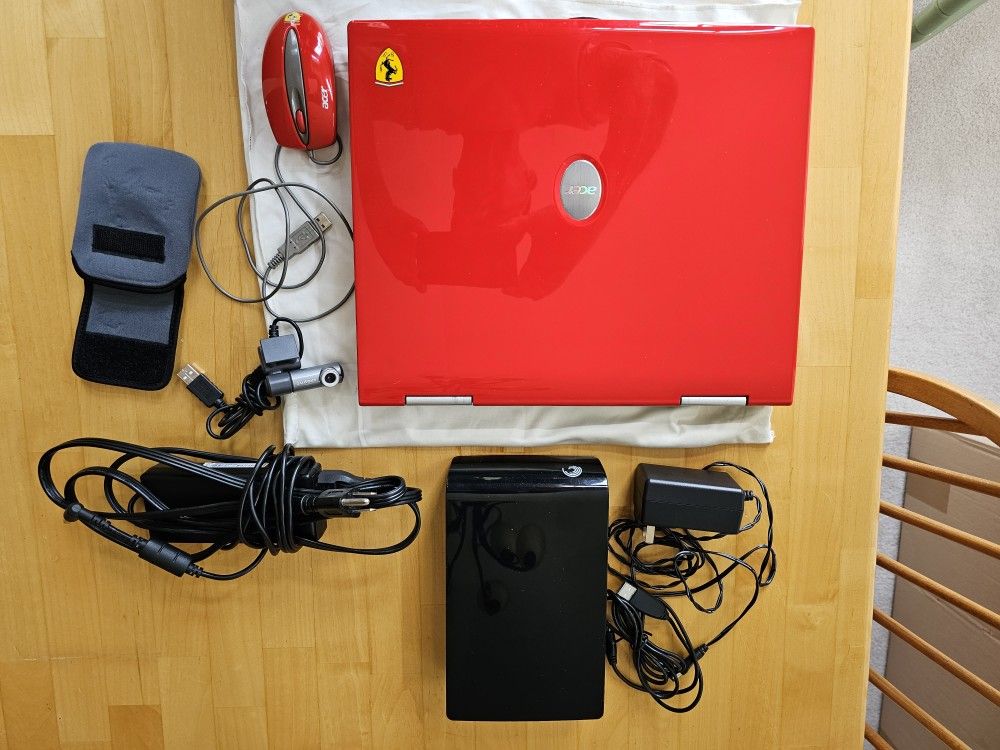 2006 Acer Ferrari Laptop w/WD drive For Parts.