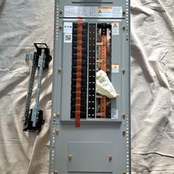 Eaton Pow-R-Xpress PRL1X panelboard Interior 100amps 120/240v EZB2048R 30 Space