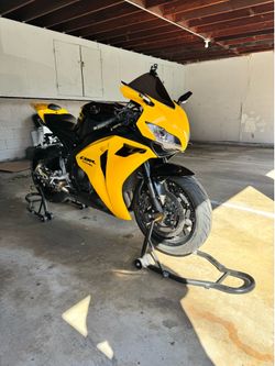 Honda cbr 1000rr 2008