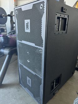 Line Array JBL 15s Powered 
