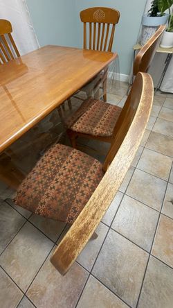 Dinning Table with 6 chairs