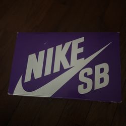 NIKE SB LOW PRM BURGUNDY 