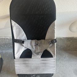 ComfyBumpy Ergonomic Baby Bouncer