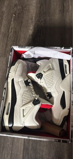 Jordan 4 retro 6.5y