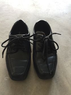 Boys Formal / Dress Shoes  11M