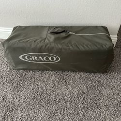Pack n Play Graco