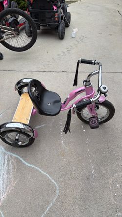 Schwinn tricycle