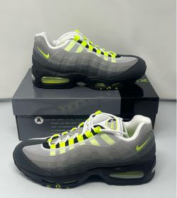 Nike Air Max 95 OG Neon 2026 Men’s Size 9.5 HM4740-001 New