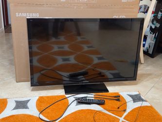 42" Panasonic Monitor/ TV