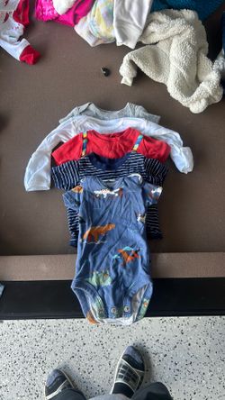 0-3 Month Boy Clothes 5 Piece For 3.00