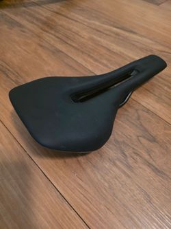 Scott Syncros Tofino Regular 2.0 Cutout bike seat