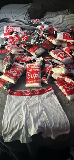 Supreme x Hanes Boxer Briefs