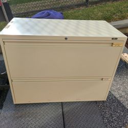 2 DRAWER LATERAL FILE CABINET