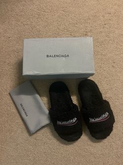 Balenciaga Slides