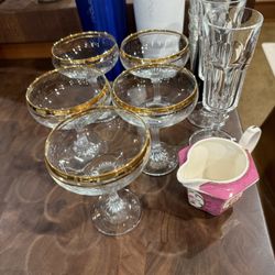 17 Pieces Drinkware 