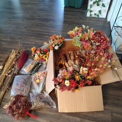 CRAFT ITEMS / DECORATIONS