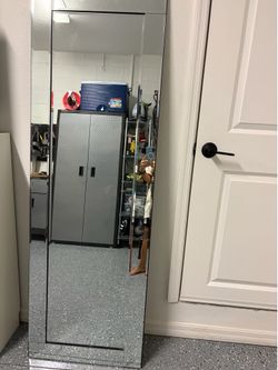 Full length standing mirror
