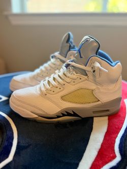 Size 9 Air Jordan 5 Retro White Stealth Sneakers