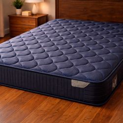 New Dreamcloud luxe hybrid 3-zone-support king size mattress 