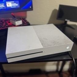 Xbox One S TURNS ON BUT BAD HDMI Console ONLY
