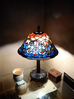 Dale Tiffany lamp. Peacock pattern. for Sale in Indianapolis IN