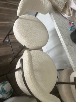Island chairs