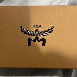 MCM women’s wallet Tracy trifold