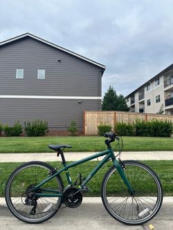 REI Co-op Cycles REV CTY 24 Kids’ Bike – Lightweight Youth Children Bicycle
