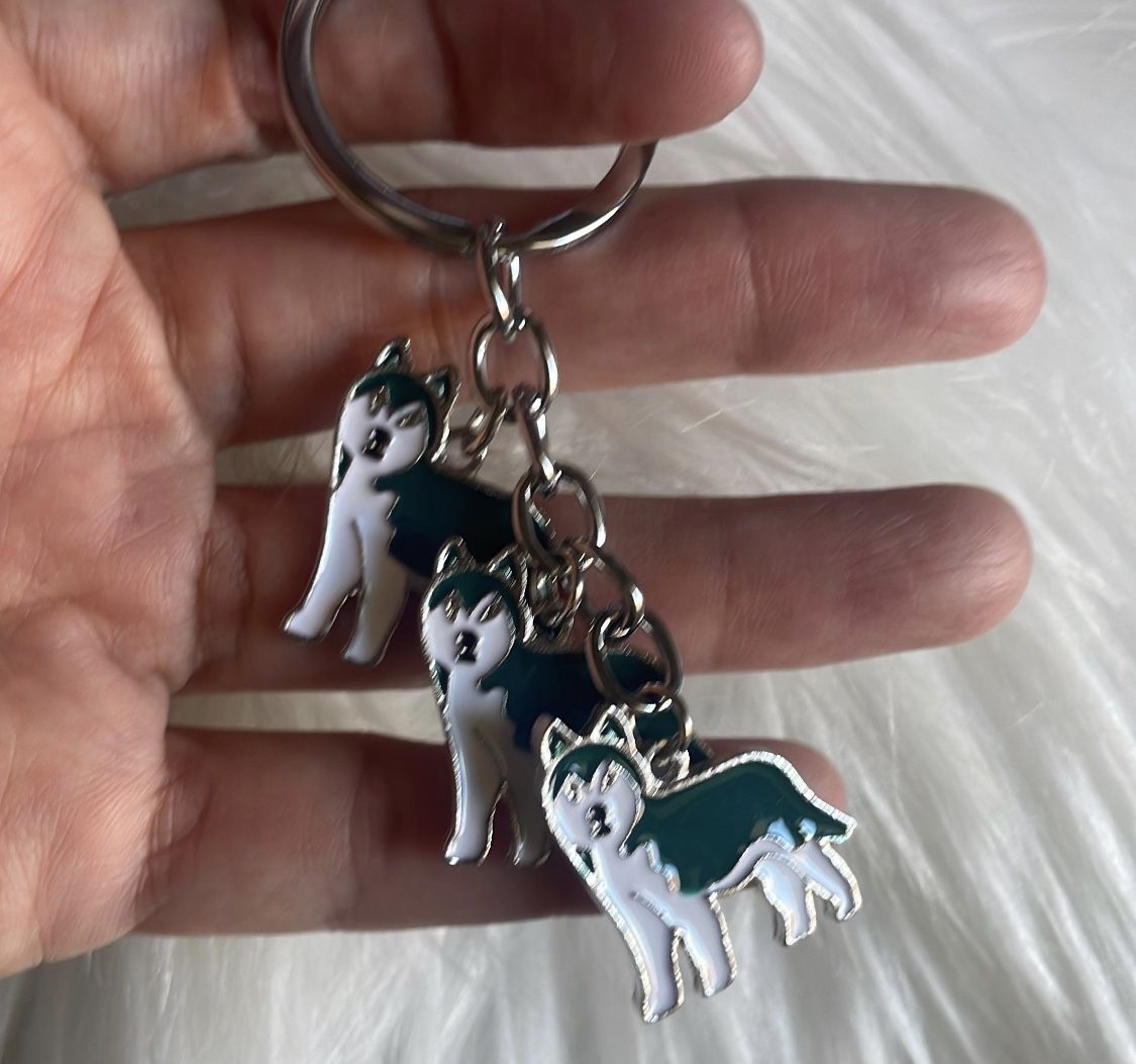 Brand New Siberian Husky Dog Charms Keychain 