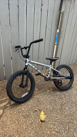 BMX bike mongoose legion
