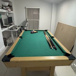 6Ft Billiards Table 