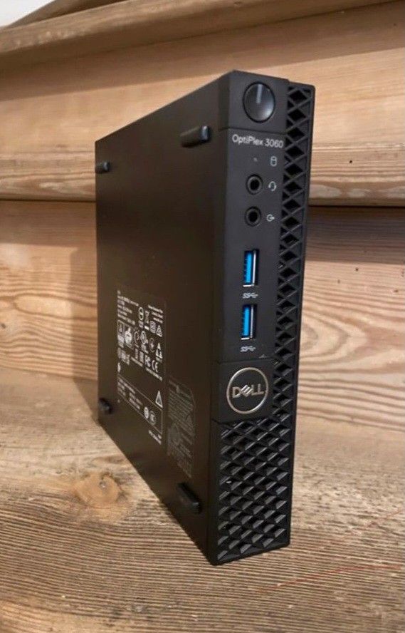 Dell Pro Grade PC Intel Quad Core 8 GB RAM 500 GB HD Wi-Fi & Bluetooth Wireless Windows 11 Professional