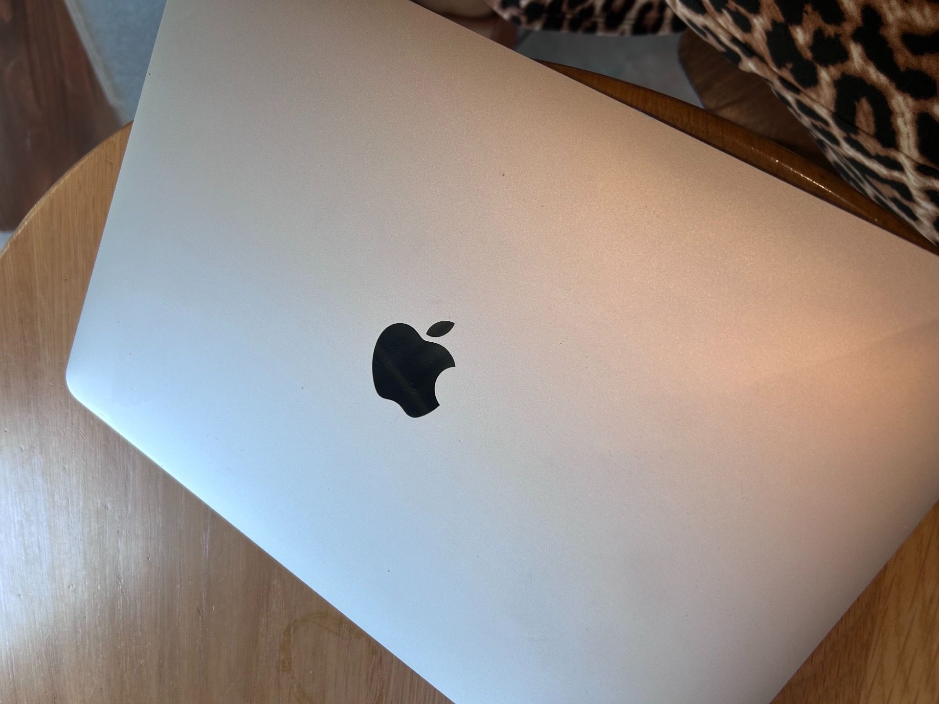 MACBOOK PRO 13in M1 Model