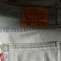 Levi 505 Distressed 