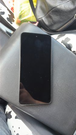 Moto G 2025 phone
