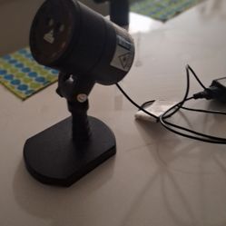 Wisely IP65 Water-resistant Laser Projector with high density, wide angle and extremely bright dots, Power On /Off automatically