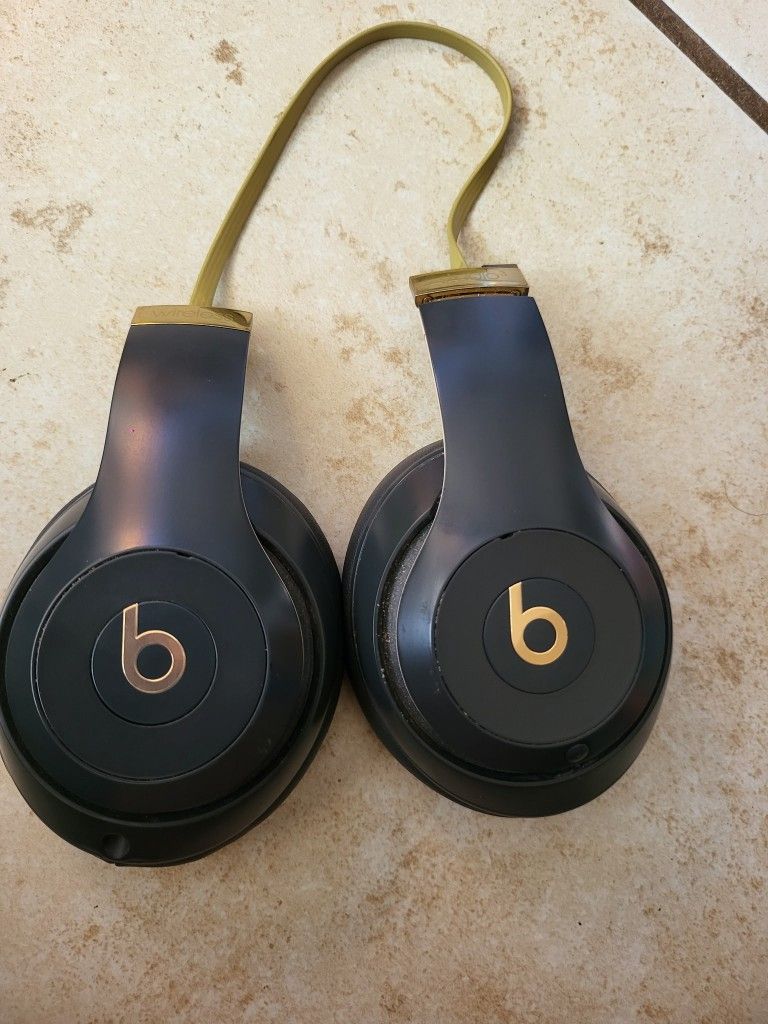 Headphones