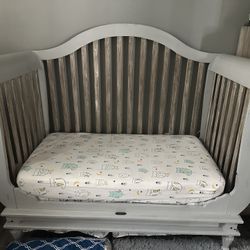 Convertible Crib/toddler Bed With Mattress