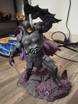Batman Armored Edition Pvc Diorama Statue