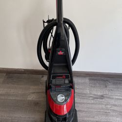 Bissell ProHeat essential Carpet Cleaner