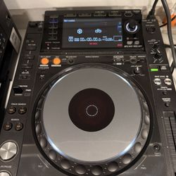 Pioneer Electronics Mixer