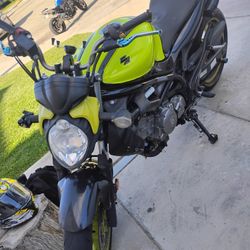 2014 Suzuki SFV650