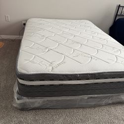 Full Size Bed
