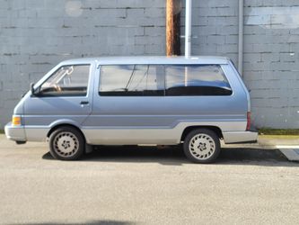 1988 Nissan Van