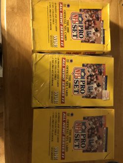 5 unopened boxes Pro Set series 2 1990 football