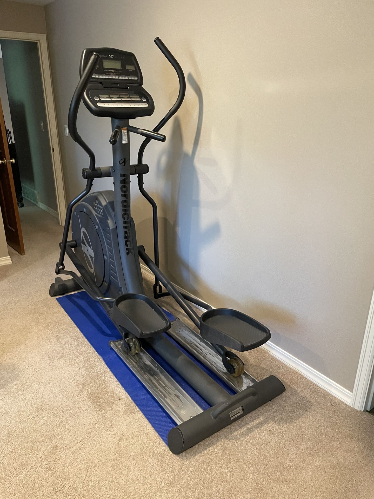 Nordic Track Elite 1300 Elliptical