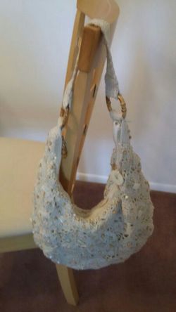 Sak crochet and beaded purse
