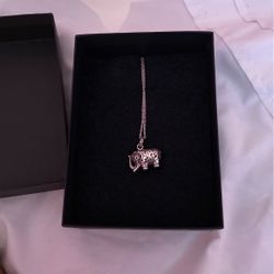 Beautiful Elephant Necklace